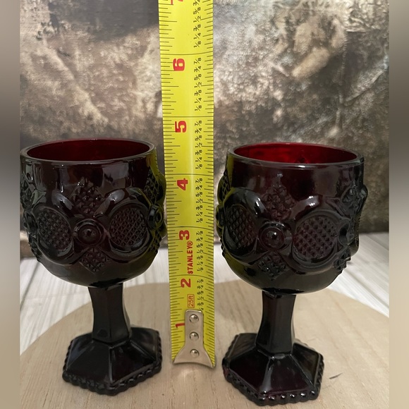 Avon 1876 Cape Cod Collection 2 Wine Glasses, Red Ruby #39 & 23. Preowned - Picture 8 of 8